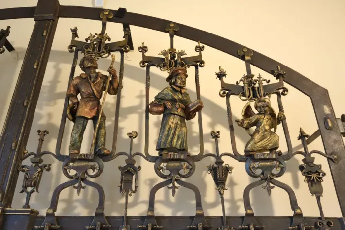 Framed Print : Town Hall (Ratusz). Detail of a wrought iron gate of the cellar in the Museum of Burgher Framed Print : Town Hall (Ratusz). Detail of a wrought iron gate of the cellar in the Museum of Burgher