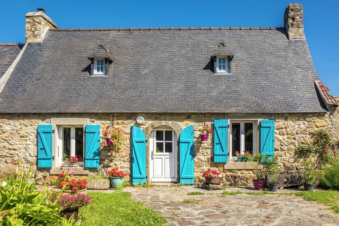 Framed Print : Traditional Breton house in the hamlet of Montourgard, Crozon Peninsula, Finistere, Brittany, France Framed Print : Traditional Breton house in the hamlet of Montourgard, Crozon Peninsula, Finistere, Brittany, France