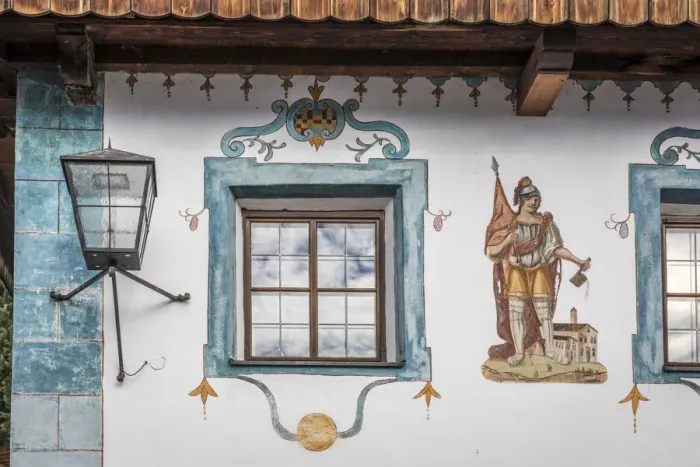 Framed Print : Traditional facacde painting on farmhouse in Obertilliach in Lesachtal, East Tyrol, Austria Framed Print : Traditional facacde painting on farmhouse in Obertilliach in Lesachtal, East Tyrol, Austria
