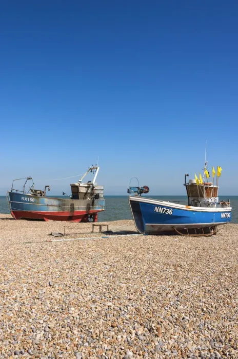 Framed Print : Traditional fishing boats on the shingle beach at Hastings, Sussex, England Framed Print : Traditional fishing boats on the shingle beach at Hastings, Sussex, England