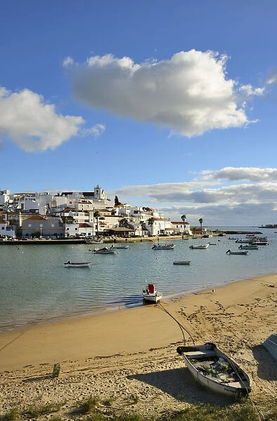The traditional fishing village of Ferragudo. Algarve, Portugal