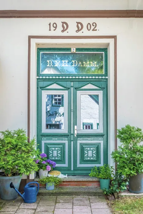 Framed Print : Traditional green front door in the village center of Spiekeroog, East Frisian Islands, East Frisia, Lower Saxony, Germany Framed Print : Traditional green front door in the village center of Spiekeroog, East Frisian Islands, East Frisia, Lower Saxony, Germany