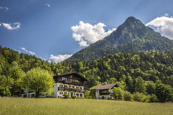 Traditional inn at Lake Thiersee with a view of the Pendling (1, 563 m), Breiten, Tyrol, Austria