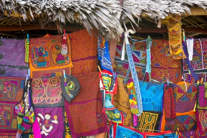Framed Print : Traditional Molas. San Blas islands, Comarca Guna Yala, Panama, Central America Framed Print : Traditional Molas. San Blas islands, Comarca Guna Yala, Panama, Central America