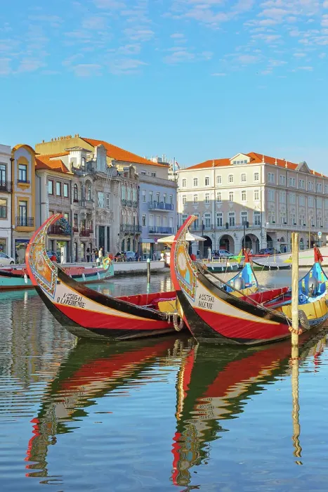 Framed Print : Traditional Moliceiro boats on Aveiro main water canal, Aveiro, Portugal Framed Print : Traditional Moliceiro boats on Aveiro main water canal, Aveiro, Portugal