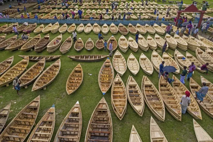 Framed Print : Traditional wooden boat market for selling, Manikganj, Bangladesh Framed Print : Traditional wooden boat market for selling, Manikganj, Bangladesh