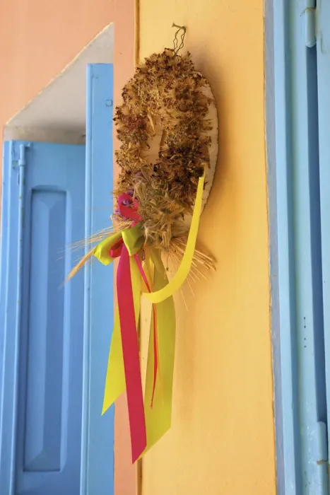 Framed Print : Traditional Wreath For House, Symi, Dodecanese, Greek Islands, Greece, Europe Framed Print : Traditional Wreath For House, Symi, Dodecanese, Greek Islands, Greece, Europe