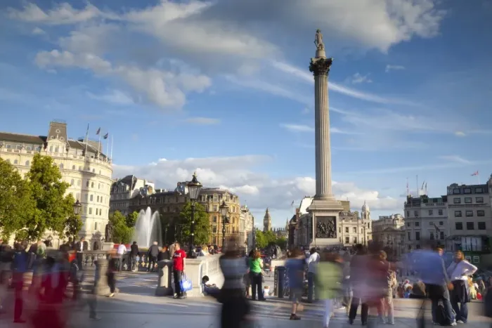 Framed Print : Trafalgar Square, London, England Framed Print : Trafalgar Square, London, England