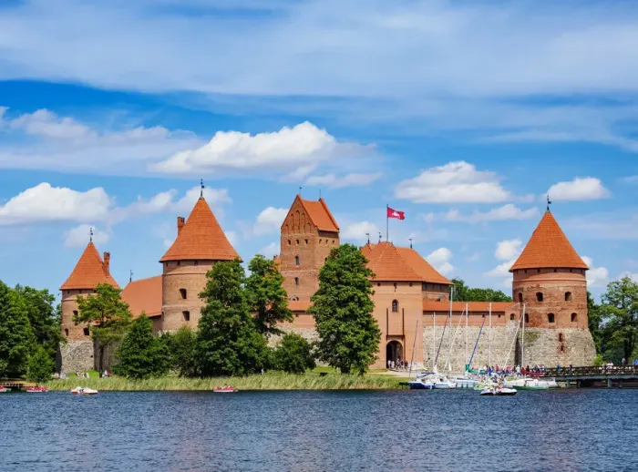 Framed Print : Trakai Island Castle, Lake Galve, Trakai, Lithuania