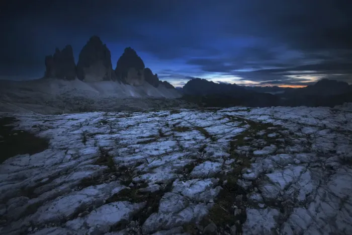 Framed Print : Tre Cime di Lavaredo in summer at dusk, Dolomites, Italy Framed Print : Tre Cime di Lavaredo in summer at dusk, Dolomites, Italy
