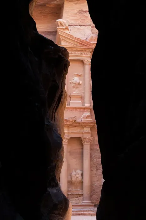 Framed Print : The Treasury, Al Khazneh, Petra, Jordan Framed Print : The Treasury, Al Khazneh, Petra, Jordan