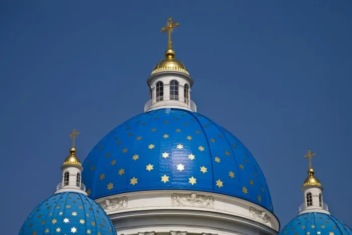 Framed Print : The Trinity Cathedral, consecrated in 1835, boasts stunning blue cupolas emblazoned with golden stars. St Framed Print : The Trinity Cathedral, consecrated in 1835, boasts stunning blue cupolas emblazoned with golden stars. St