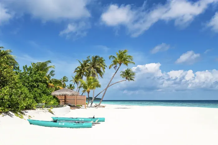 Framed Print : Tropical beach, Baa Atoll, Maldives Framed Print : Tropical beach, Baa Atoll, Maldives