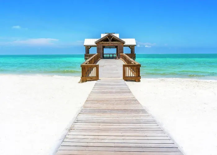 Framed Print : Tropical Beach, Wooden Pier Key West, Florida, USA Framed Print : Tropical Beach, Wooden Pier Key West, Florida, USA