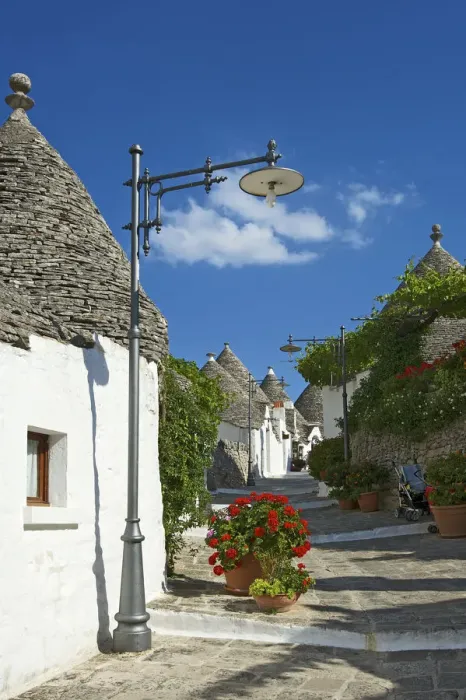 Framed Print : Trulli in Alberobello, Valle da'Itra, Apulia, Italy Framed Print : Trulli in Alberobello, Valle da'Itra, Apulia, Italy