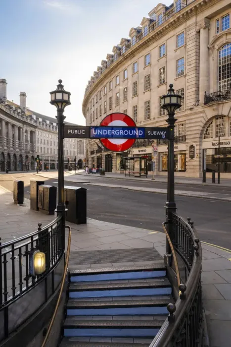 Framed Print : tube on to Regents Street, london, England, UK Framed Print : tube on to Regents Street, london, England, UK