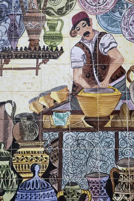 Framed Print : Tunisia, Cap Bon, Nabeul, biggest Tunisian ceramics center, pottery shop