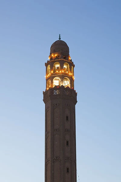 Tunisia, The Jerid Area, Tozeur, Avenue Habib Bourguiba, Mosque el-Ferdous