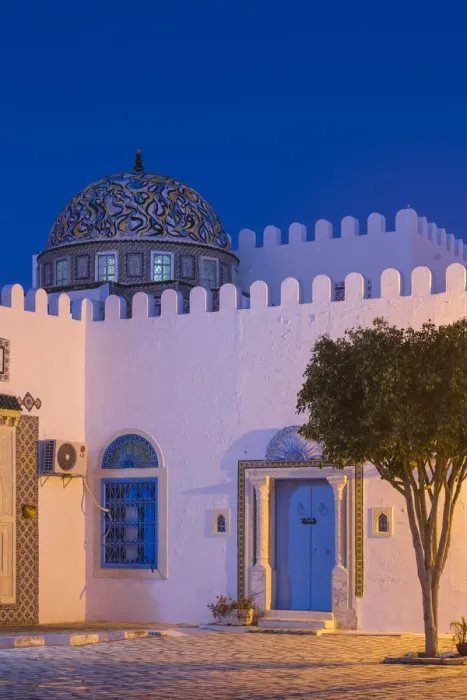 Framed Print : Tunisia, Kairouan, Madina, Dome on the terrace roof of a cosmetic shop Framed Print : Tunisia, Kairouan, Madina, Dome on the terrace roof of a cosmetic shop