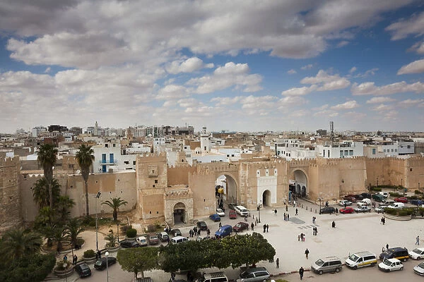 Tunisia, Tunisian Central Coast, Sfax, elevated view of the Medina along Avenue Ali
