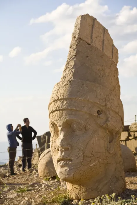 Framed Print : Turkey, Eastern Turkey, Adiyaman, Nemrut Dagi National Park, West Terrace, The colossal Framed Print : Turkey, Eastern Turkey, Adiyaman, Nemrut Dagi National Park, West Terrace, The colossal