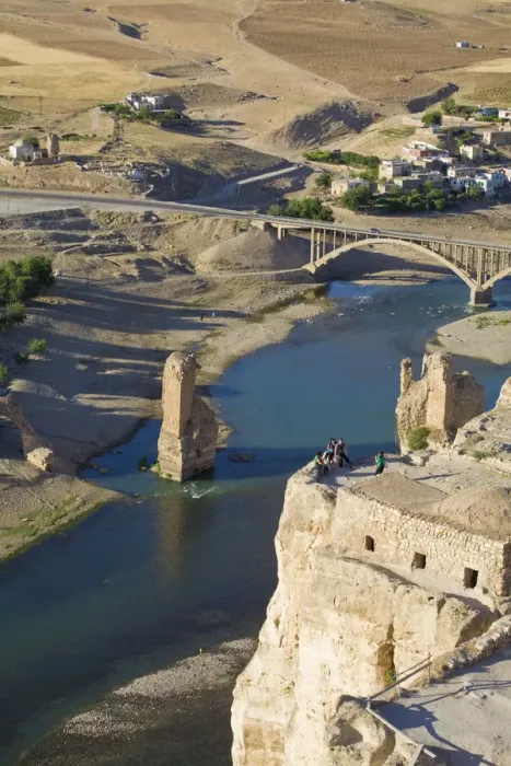 Framed Print : Turkey, Eastern Turkey, Hasankeyf, Tigris River, View from the Kale Fortress Framed Print : Turkey, Eastern Turkey, Hasankeyf, Tigris River, View from the Kale Fortress