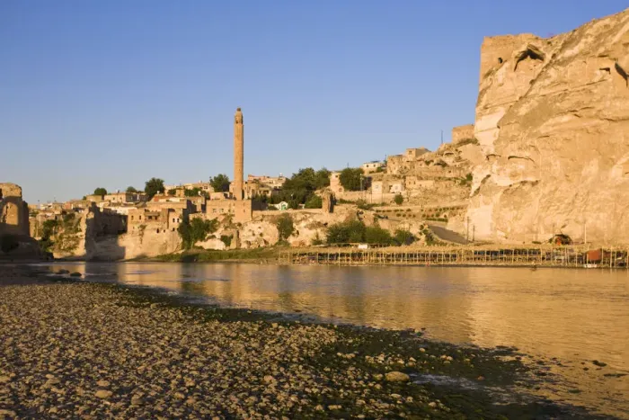 Framed Print : Turkey, Eastern Turkey, Hasankeyf, El Rizk Cami & Tigris river Framed Print : Turkey, Eastern Turkey, Hasankeyf, El Rizk Cami & Tigris river