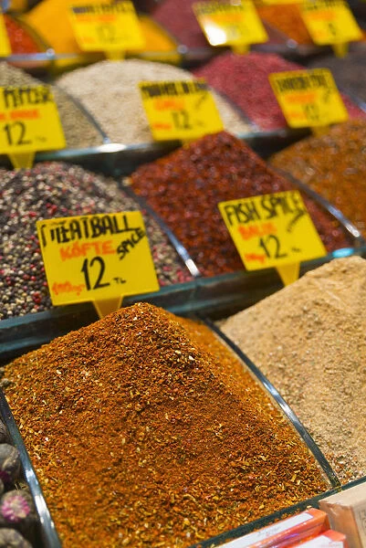 Turkey, Istanbul, Sultanahmet, Spice Bazaar (Misir Carsisi)