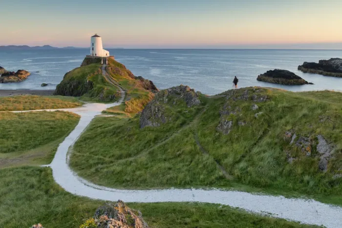 Framed Print : Twr Mawr Lighthouse on Llanddwyn Island at Sunset, Anglesey, North Wales Framed Print : Twr Mawr Lighthouse on Llanddwyn Island at Sunset, Anglesey, North Wales