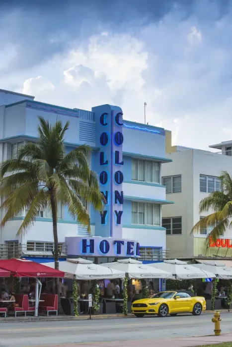 Framed Print : U. S. A, Miami, Miami Beach, South Beach, The Colony Art Deco Hotel on Ocean drive