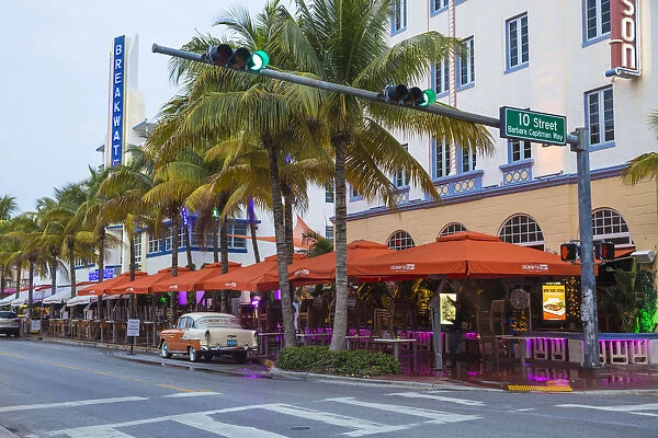 U. S. A, Miami, Miami Beach, South Beach, Ocean Drive, Breakwater Hotel and Orange