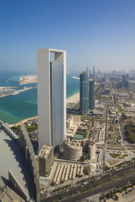 Framed Print : UAE, Abu Dhabi, city skyline, aerial view Framed Print : UAE, Abu Dhabi, city skyline, aerial view