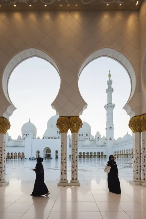 Framed Print : UAE, Abu Dhabi, Sheikh Zayed bin Sultan Mosque, arches Framed Print : UAE, Abu Dhabi, Sheikh Zayed bin Sultan Mosque, arches