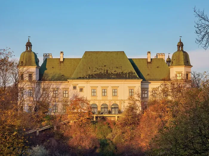 Framed Print : Ujazdow Castle housing Center for Contemporary Art at sunrise, Warsaw, Masovian Voivodeship, Poland Framed Print : Ujazdow Castle housing Center for Contemporary Art at sunrise, Warsaw, Masovian Voivodeship, Poland
