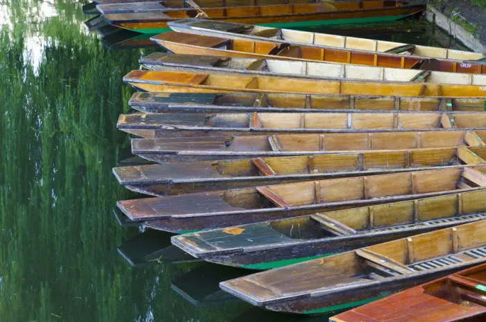 Framed Print : UK, England, Cambridge, River Cam, Punts Framed Print : UK, England, Cambridge, River Cam, Punts