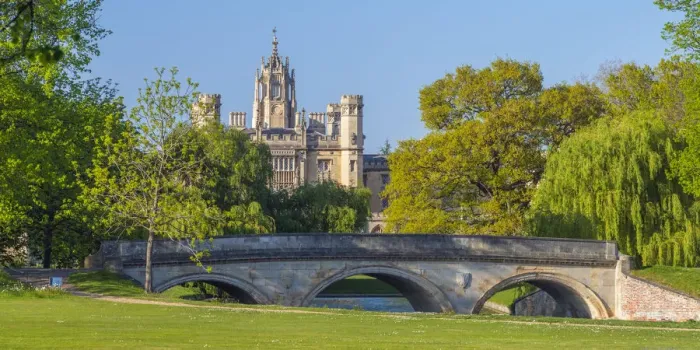 Framed Print : UK, England, Cambridgeshire, Cambridge, The Backs, Trinity Bridge and St Framed Print : UK, England, Cambridgeshire, Cambridge, The Backs, Trinity Bridge and St