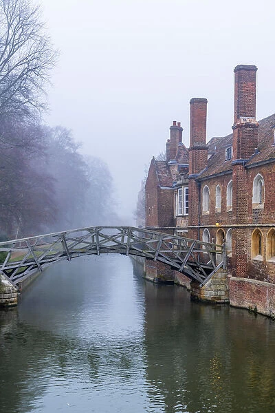 UK, England, Cambridgeshire, Cambridge, University of Cambridge, River Cam, Queens College, Mathematical Bridge