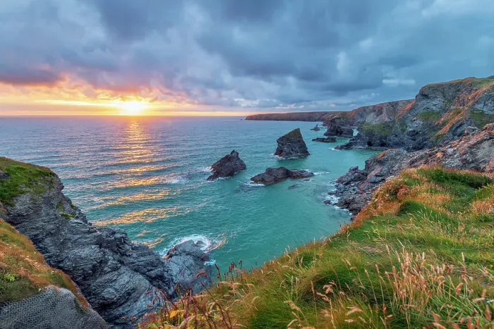 Framed Print : UK, England, Cornwall, Bedruthan Steps Framed Print : UK, England, Cornwall, Bedruthan Steps