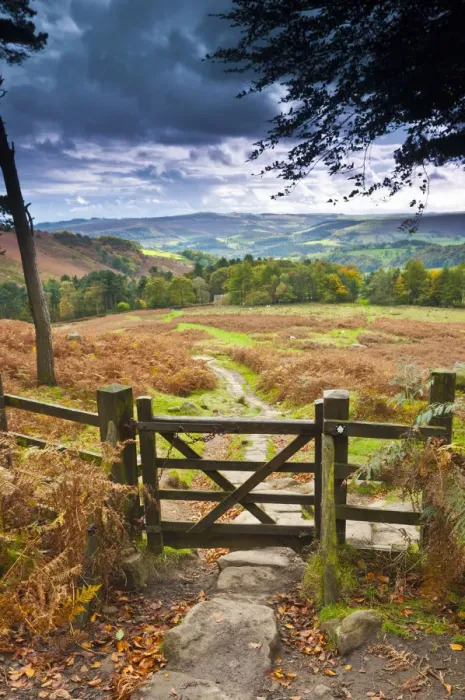Framed Print : UK, England, Derbyshire, Peak District National Park, from Stanage Edge Framed Print : UK, England, Derbyshire, Peak District National Park, from Stanage Edge