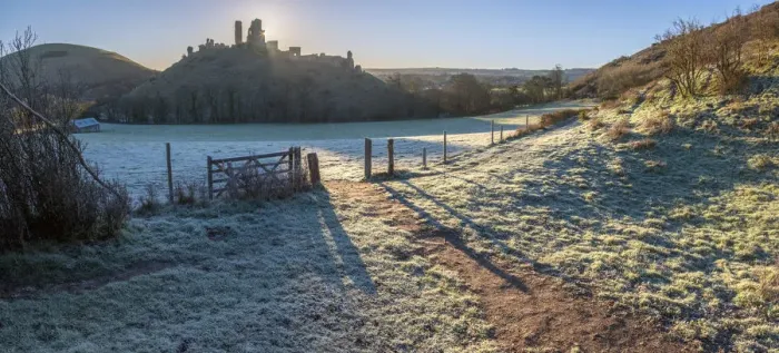 Framed Print : UK, England, Dorset, Corfe Castle Framed Print : UK, England, Dorset, Corfe Castle