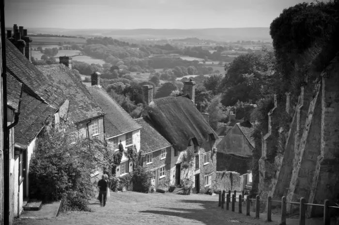 Framed Print : UK, England, Dorset, Shaftesbury, Gold Hill Framed Print : UK, England, Dorset, Shaftesbury, Gold Hill