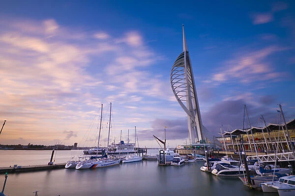 UK, England, Hampshire, Portsmouth, Gunwharf Marina, Spinnaker Tower