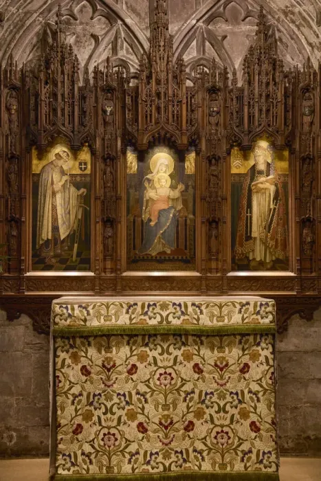 Framed Print : UK, England, Herefordshire, Hereford, Interior of Hereford Cathedral Framed Print : UK, England, Herefordshire, Hereford, Interior of Hereford Cathedral