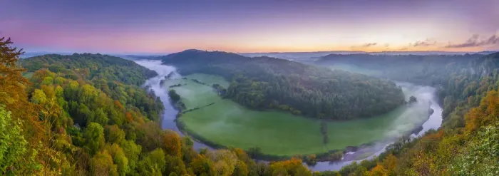 Framed Print : UK, England, Herefordshire, view north along River Wye from Symonds Yat Rock Framed Print : UK, England, Herefordshire, view north along River Wye from Symonds Yat Rock