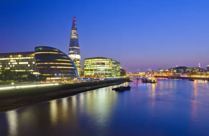 Framed Print : UK, England, London, The Shard (by Renzo Piano) and City Hall (by Norman Foster) Framed Print : UK, England, London, The Shard (by Renzo Piano) and City Hall (by Norman Foster)