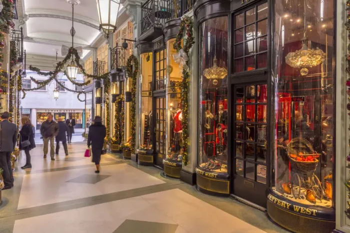 Framed Print : UK, England, London, The West End, Piccadilly, Piccadilly Arcade Framed Print : UK, England, London, The West End, Piccadilly, Piccadilly Arcade