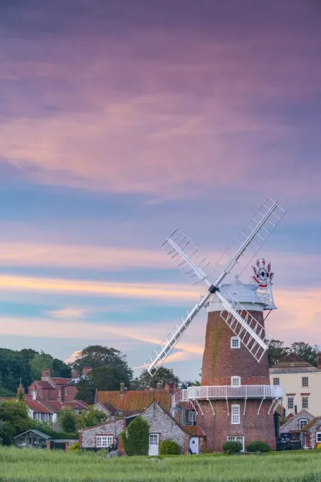 Framed Print : UK, England, Norfolk, North Norfolk, Cley-next-the-Sea, Cley Windmill Framed Print : UK, England, Norfolk, North Norfolk, Cley-next-the-Sea, Cley Windmill
