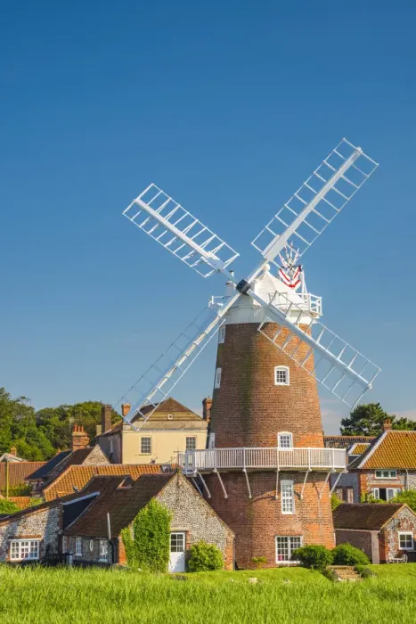 Framed Print : UK, England, Norfolk, North Norfolk, Cley-next-the-Sea, Cley Windmill Framed Print : UK, England, Norfolk, North Norfolk, Cley-next-the-Sea, Cley Windmill