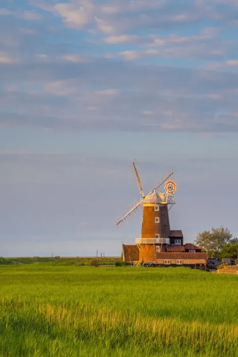 Framed Print : UK, England, Norfolk, North Norfolk, Cley-next-the-Sea, Cley Windmill Framed Print : UK, England, Norfolk, North Norfolk, Cley-next-the-Sea, Cley Windmill