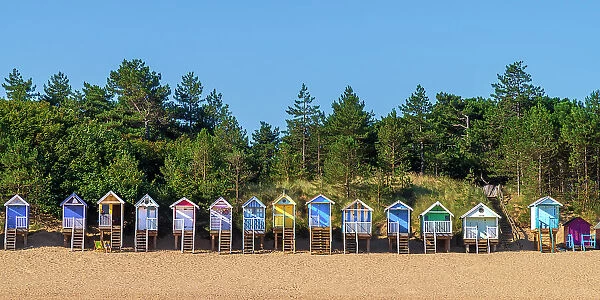 UK, England, Norfolk, Wells-next-the-Sea, Traditional Beach Huts